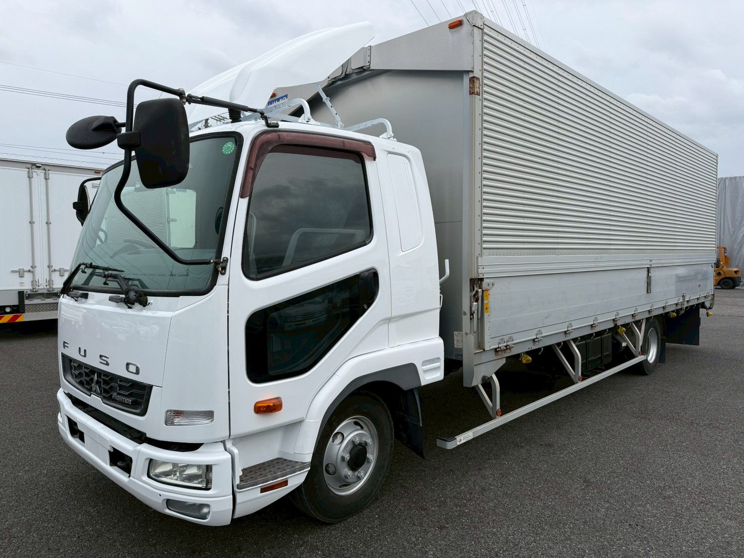 三菱 中型ワイド  アルミウィング TKG-FK61F